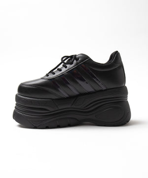 超厚底ラインスニーカー