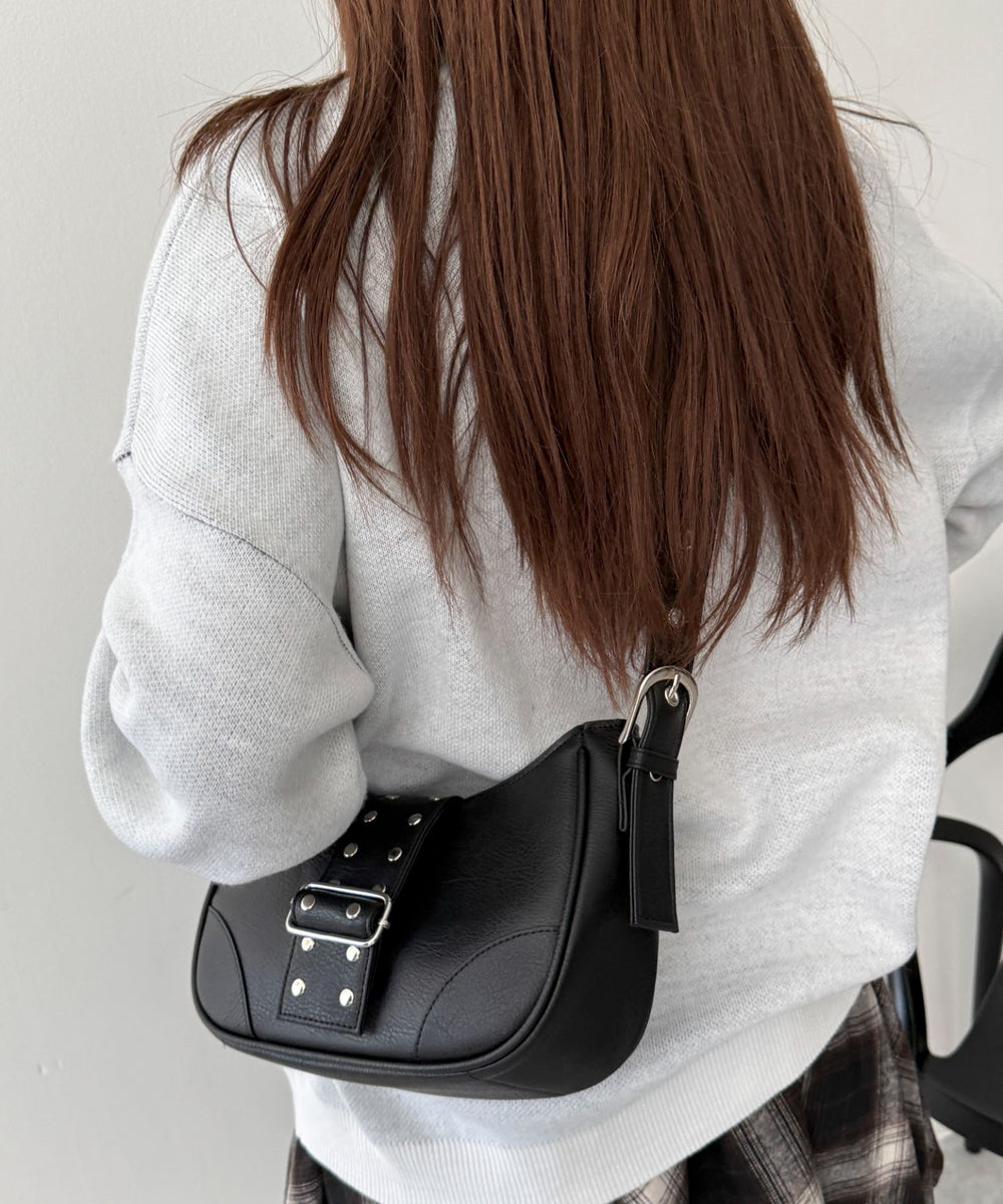 柄4（スタッズブラック）