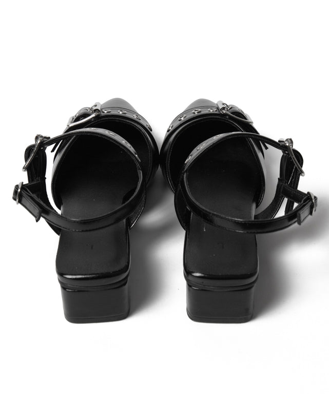 ハトメベルトポインテッドシューズ