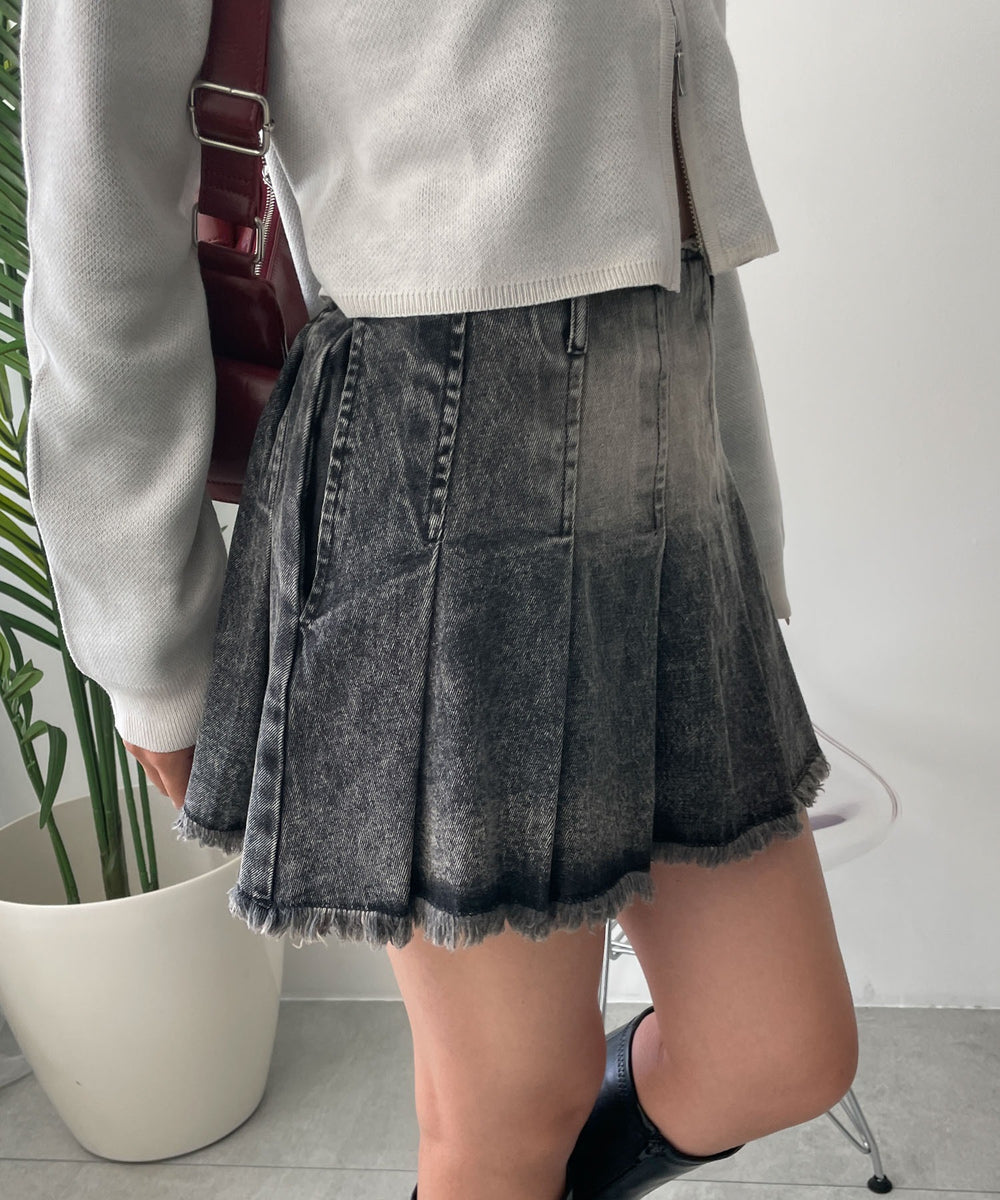 ブラックケミカル　モデル:155cmF着用