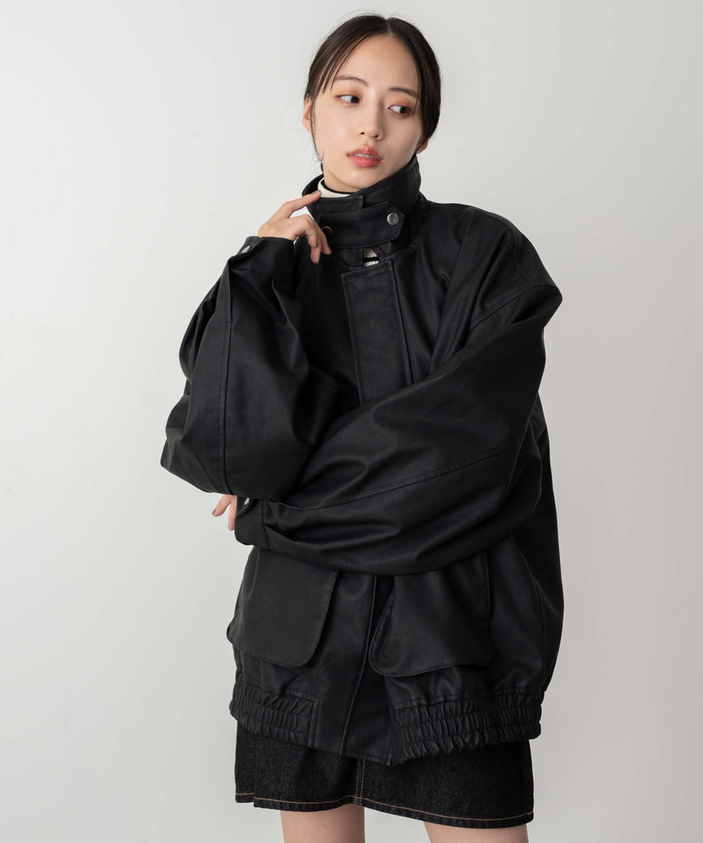 ブラック モデル：160cm M着用