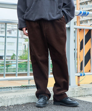 Dブラウン モデル：180cm L着用