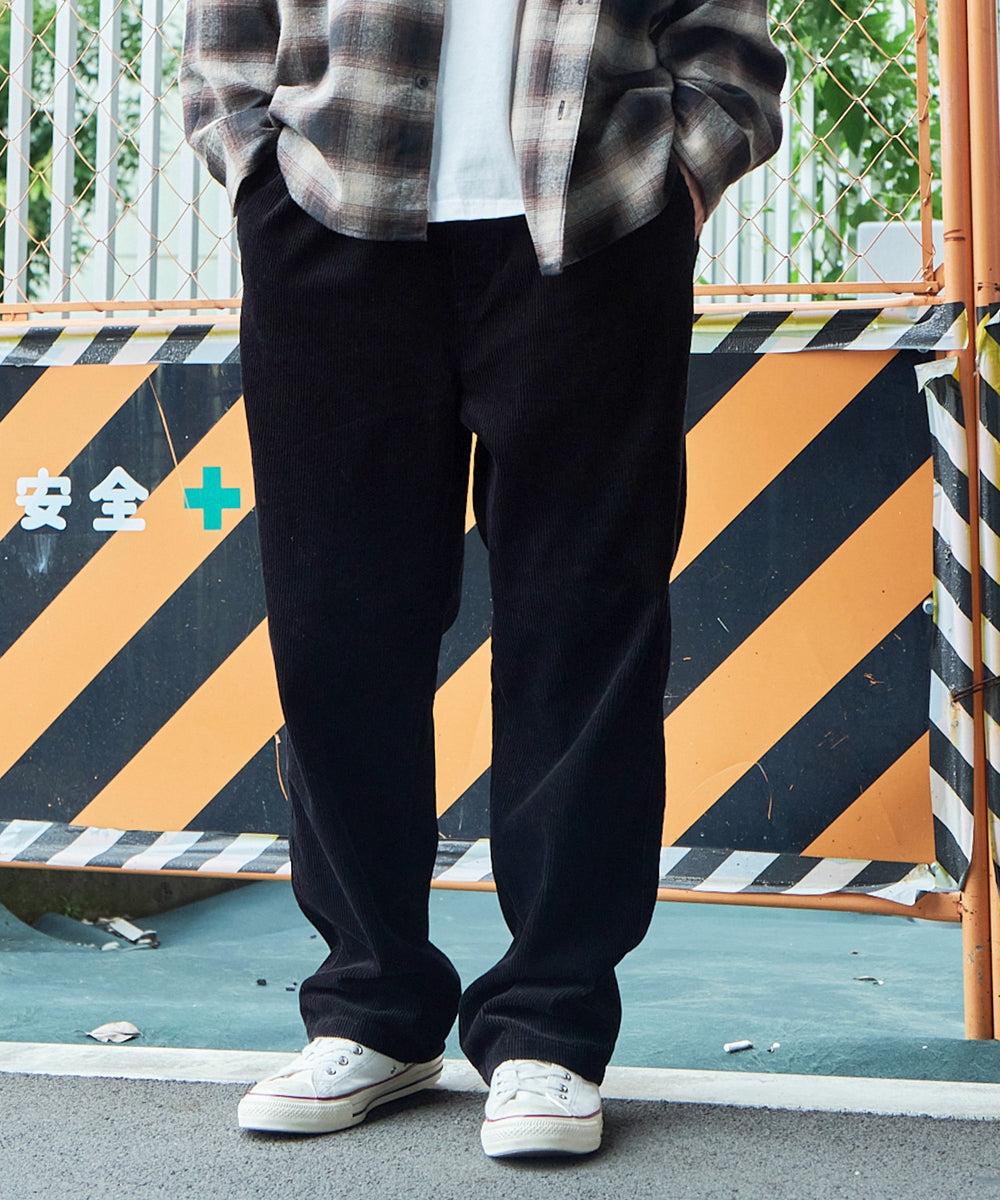 ブラック モデル：180cm L着用