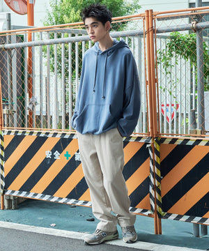 ホワイトアイボリー モデル：180cm L着用