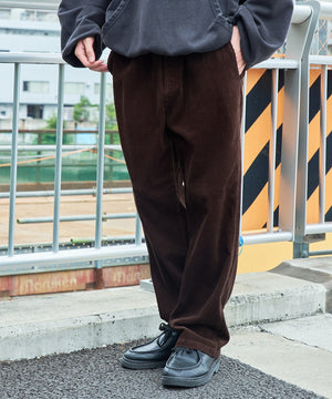 Dブラウン モデル：180cm L着用