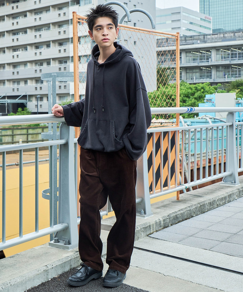 Dブラウン モデル：180cm L着用