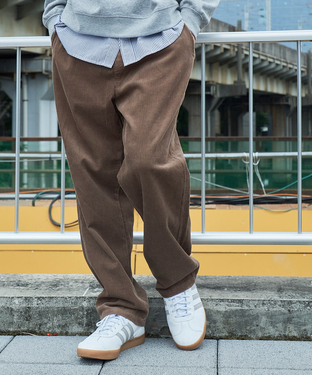 ベージュ モデル：180cm L着用