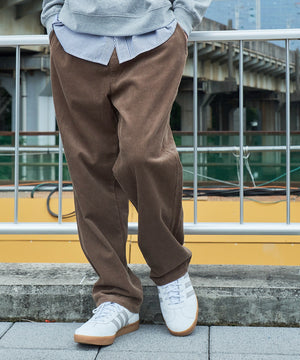 ベージュ モデル：180cm L着用