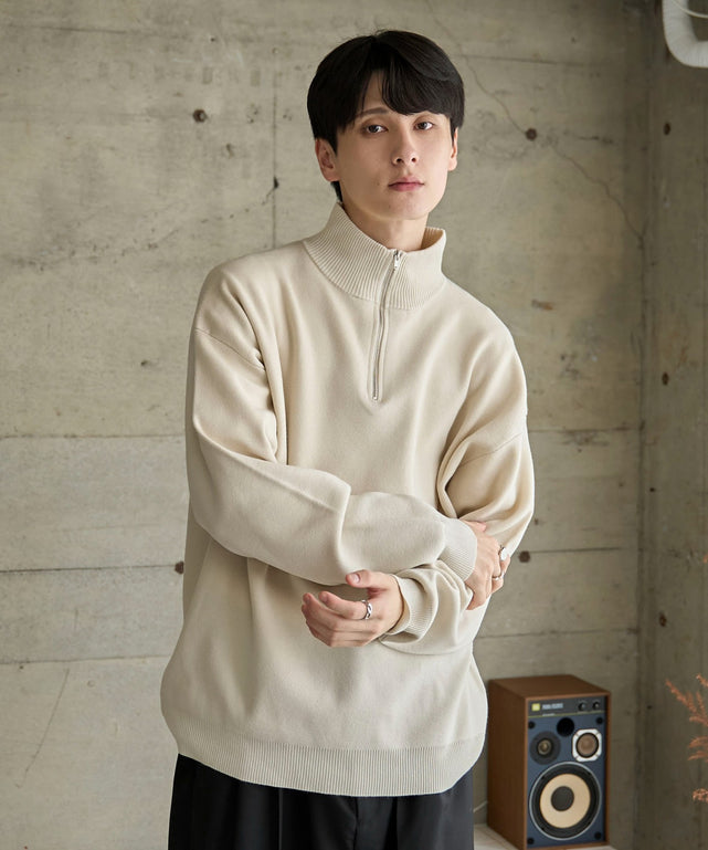 ホワイト　モデル：177㎝　L着用