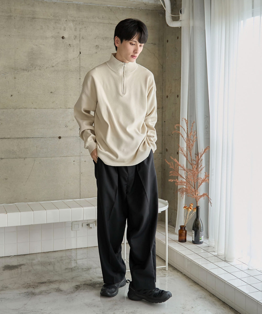 ホワイト　モデル：177㎝　L着用