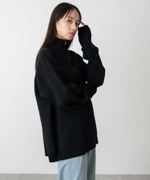 ブラック モデル：160cm M着用