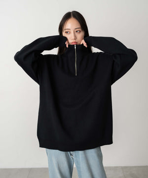 ブラック モデル：160cm M着用