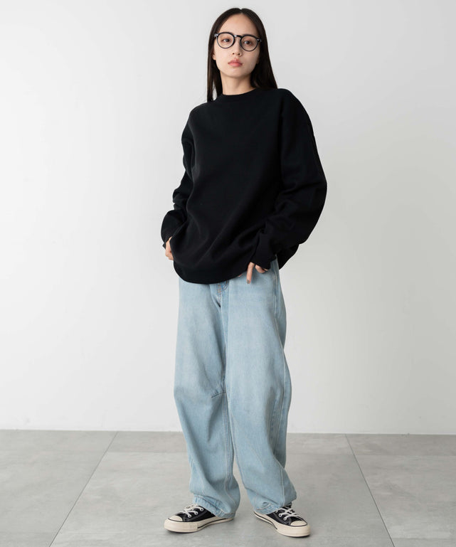 ブラック　モデル:160cm L着用