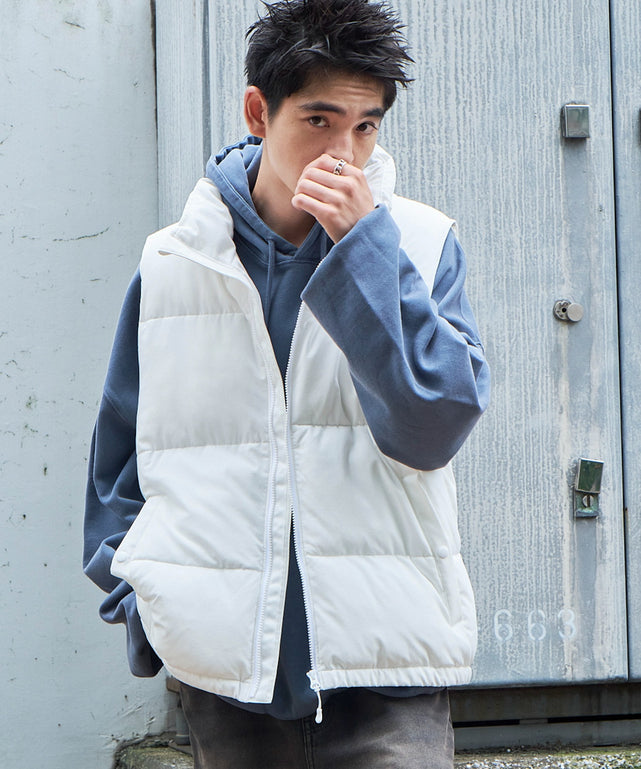 ホワイト モデル：180cm L着用