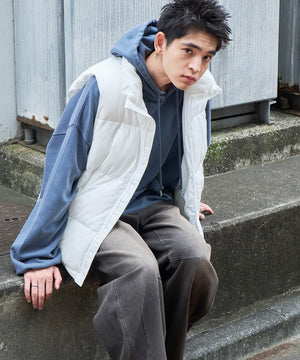 ホワイト モデル：180cm L着用