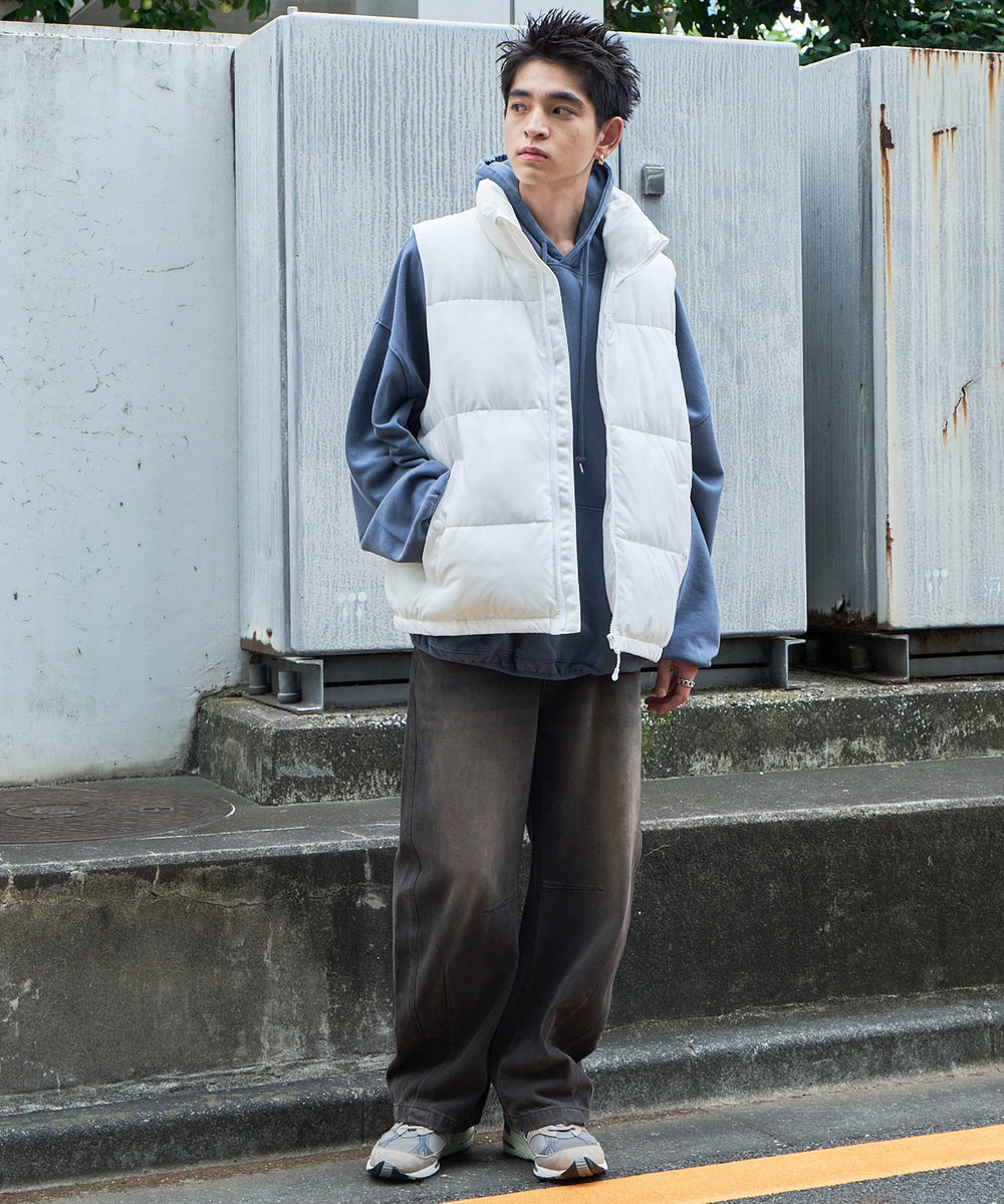 ホワイト モデル：180cm L着用