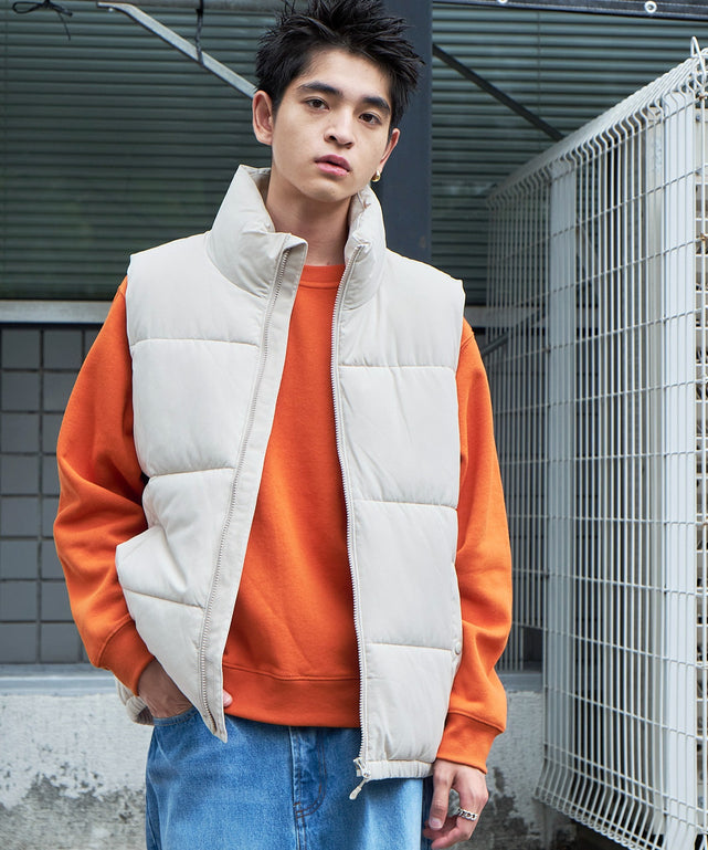 Lベージュ モデル：180cm L着用