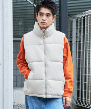 Lベージュ モデル：180cm L着用