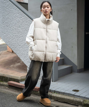 Lベージュ モデル：161cm L着用