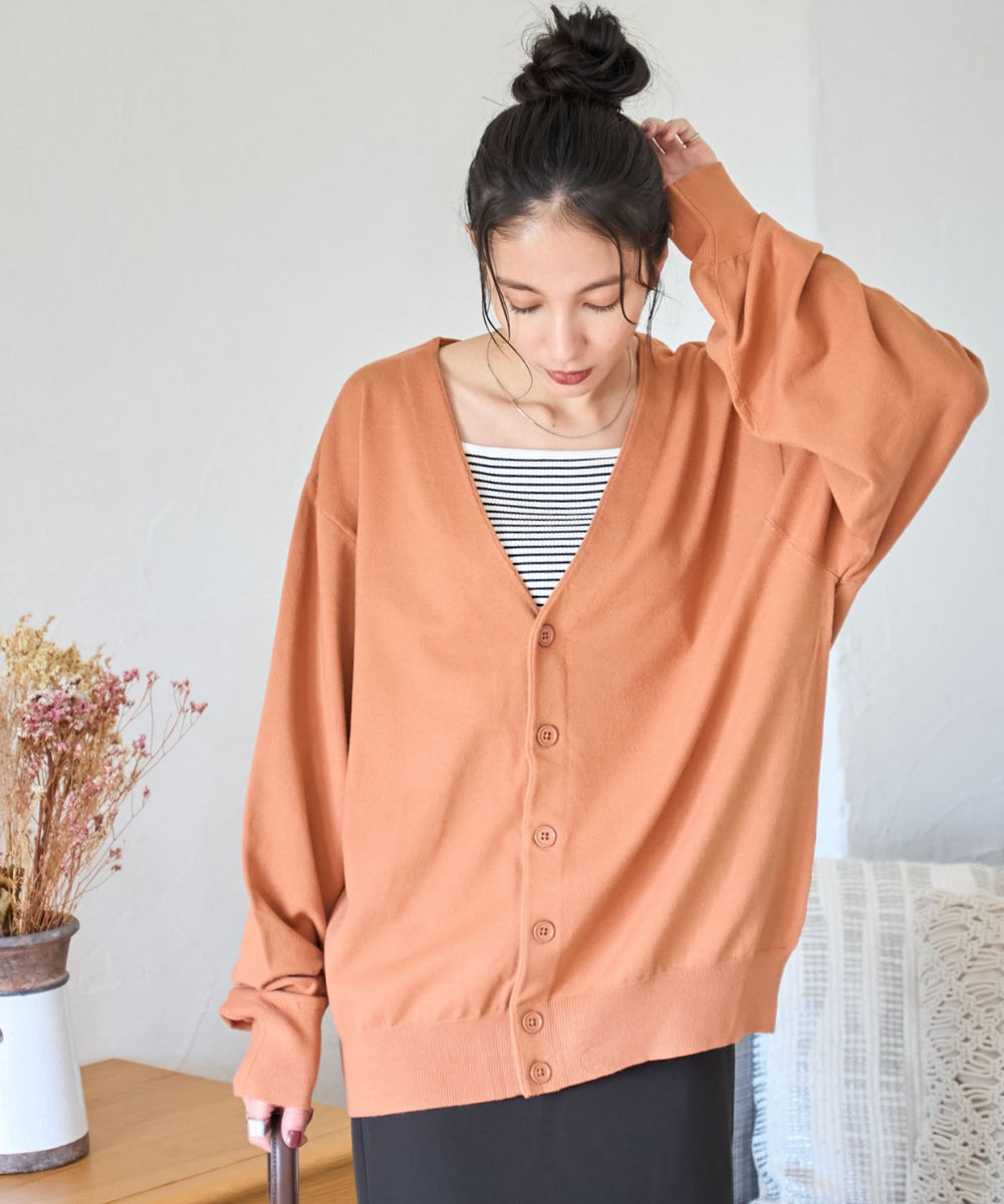 オレンジ モデル：162cm M着用