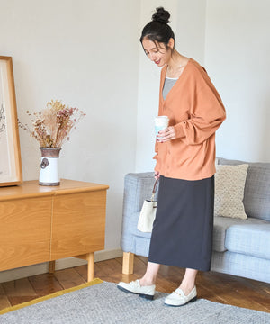 オレンジ モデル：162cm M着用