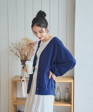 ネイビー モデル：162cm M着用