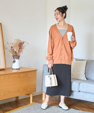 オレンジ モデル：162cm M着用