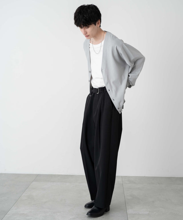 Lグレー モデル：177cm L着用