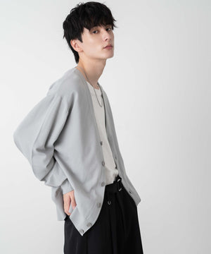 Lグレー モデル：177cm L着用