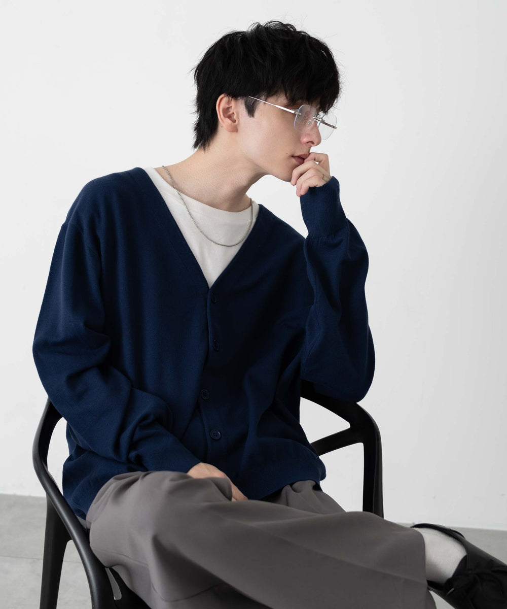 ネイビー モデル：177cm L着用