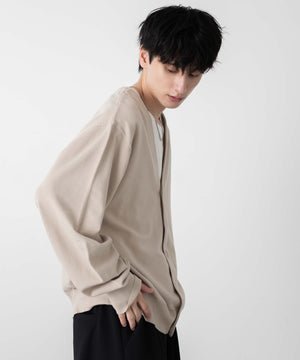 Lベージュ モデル：177cm L着用