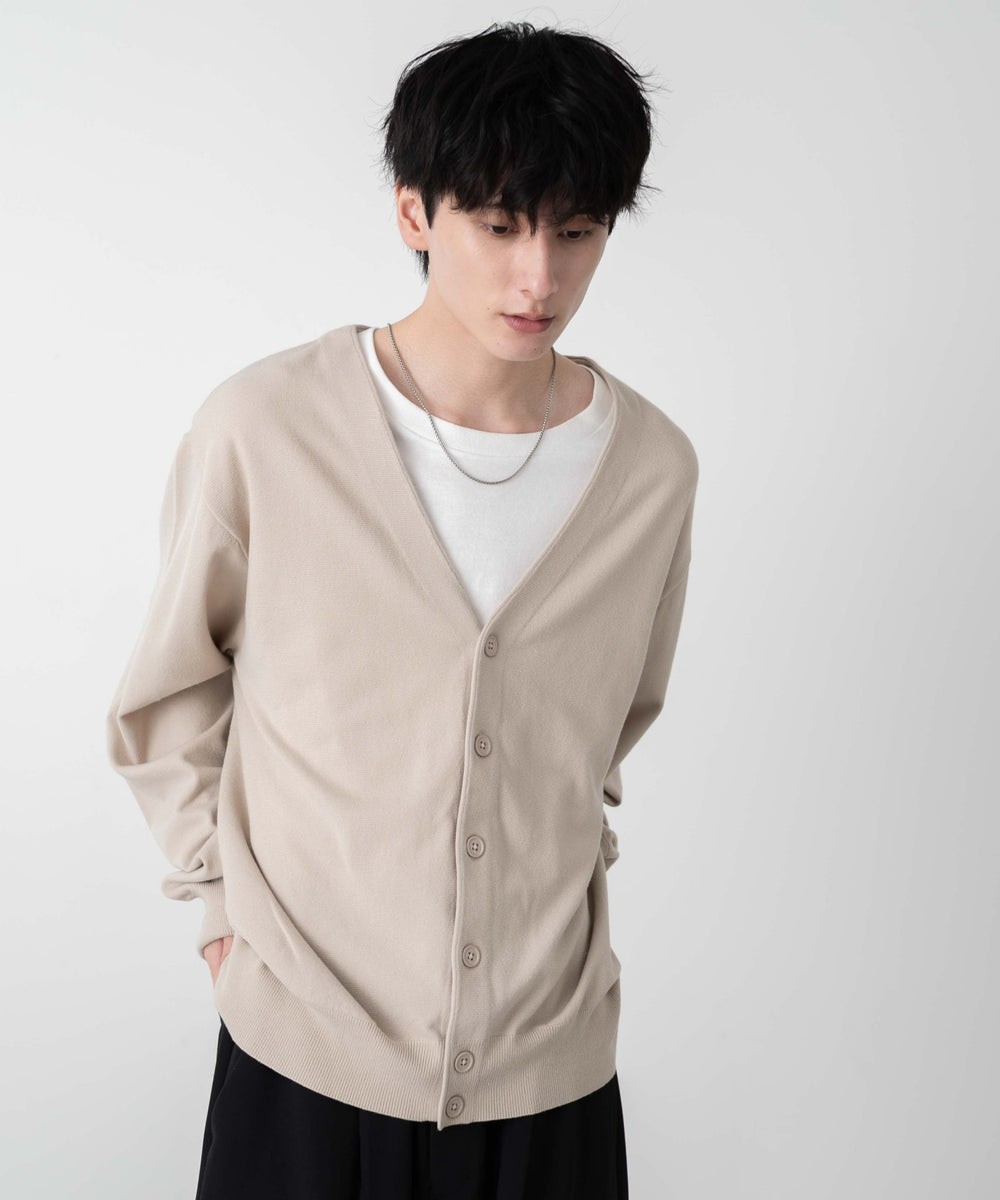 Lベージュ モデル：177cm L着用