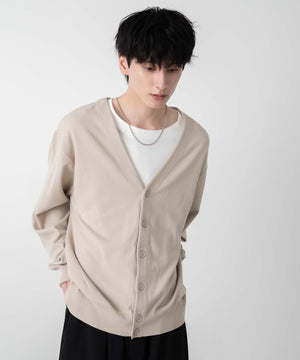 Lベージュ モデル：177cm L着用