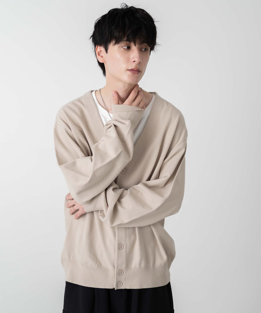 Lベージュ モデル：177cm L着用