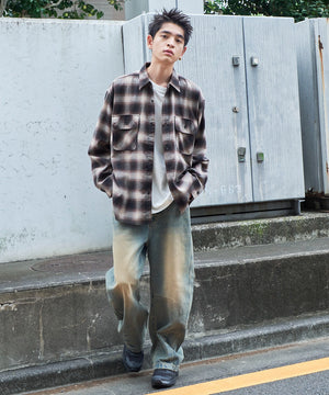 デニム淡加工 モデル：180cm L着用