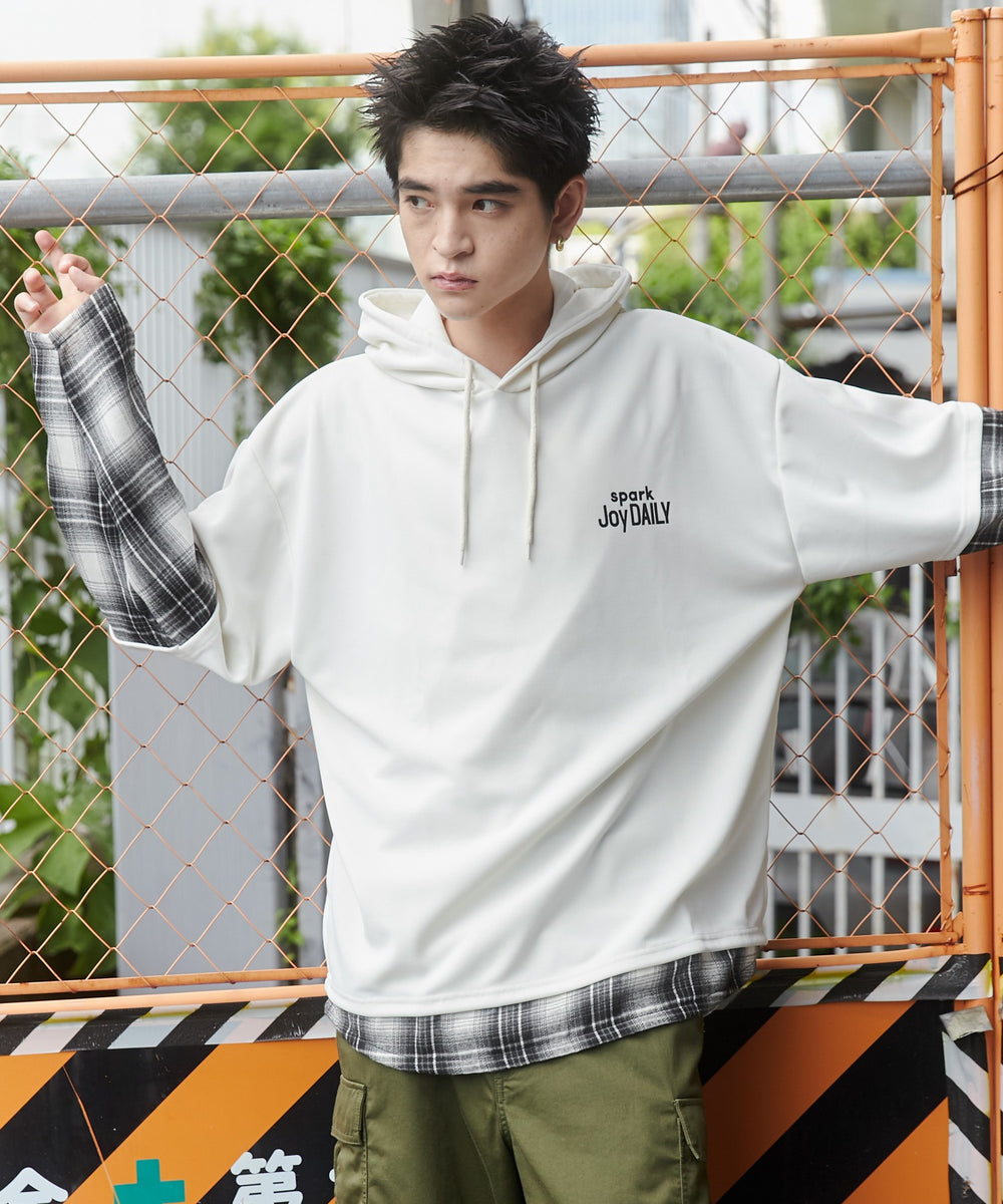 ホワイト モデル：180cm L着用