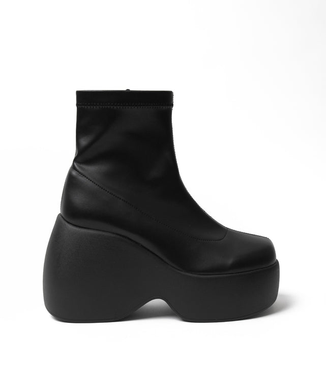 厚底ウェッジソールショートブーツ