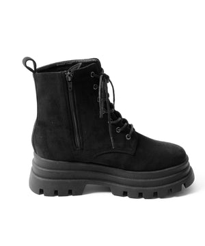 レースアップショートブーツ