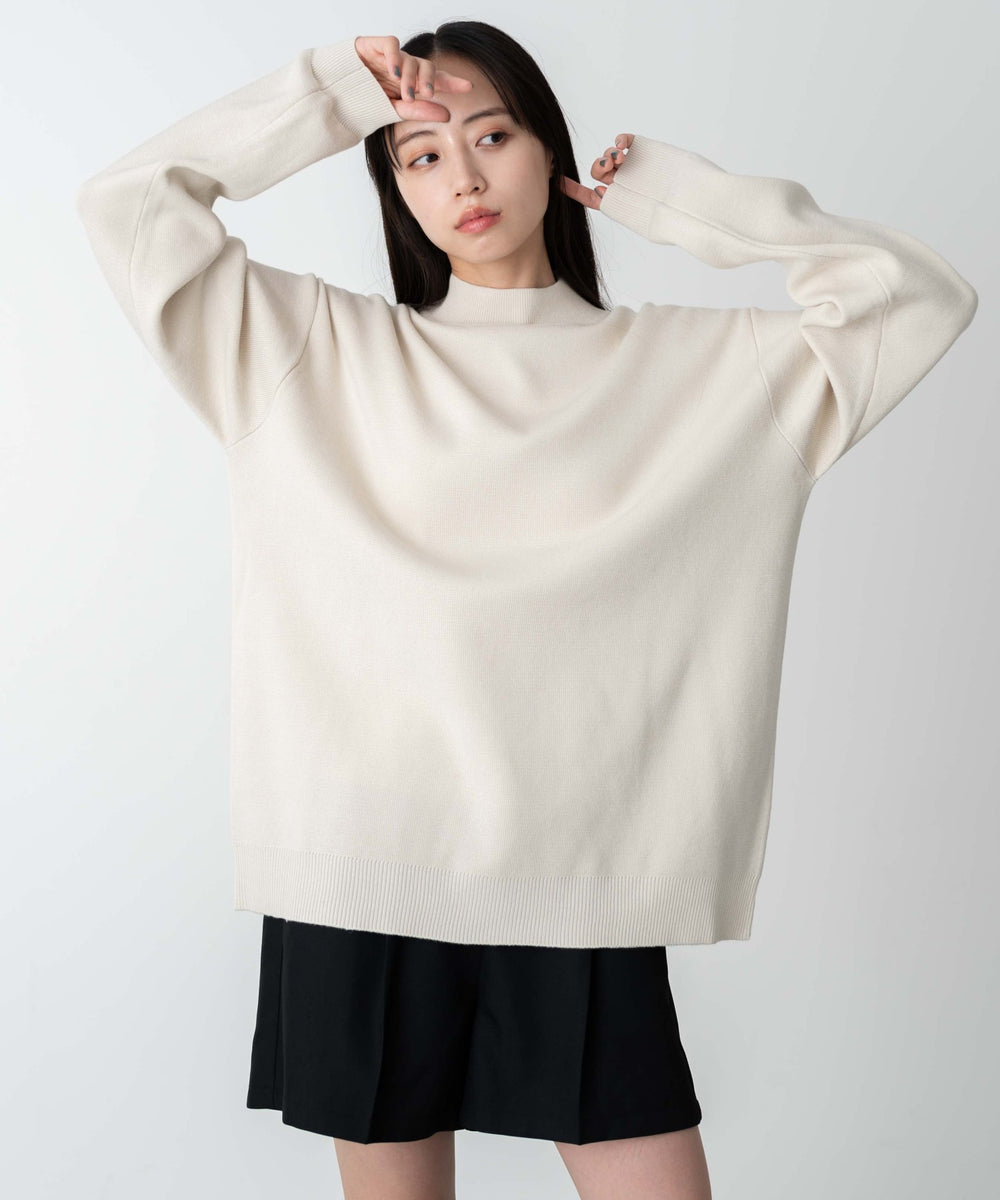 ホワイト  モデル:160cm L着用