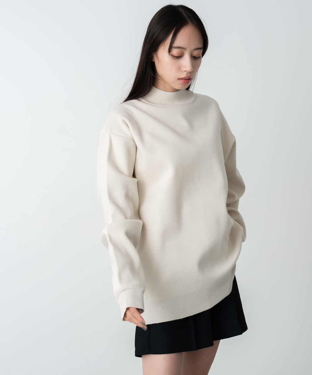 ホワイト  モデル:160cm L着用