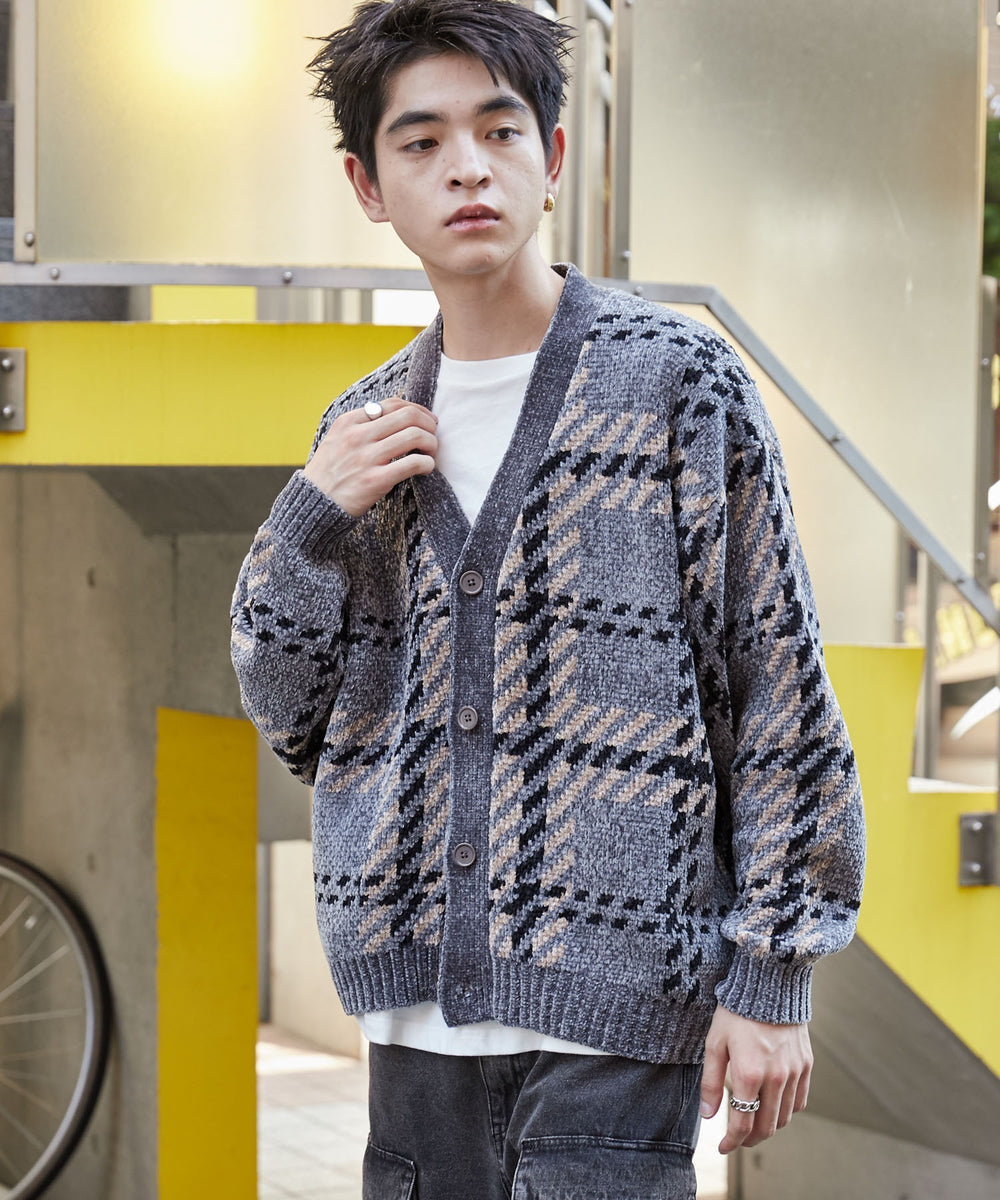 グレーチェック1　モデル:180cm L着用