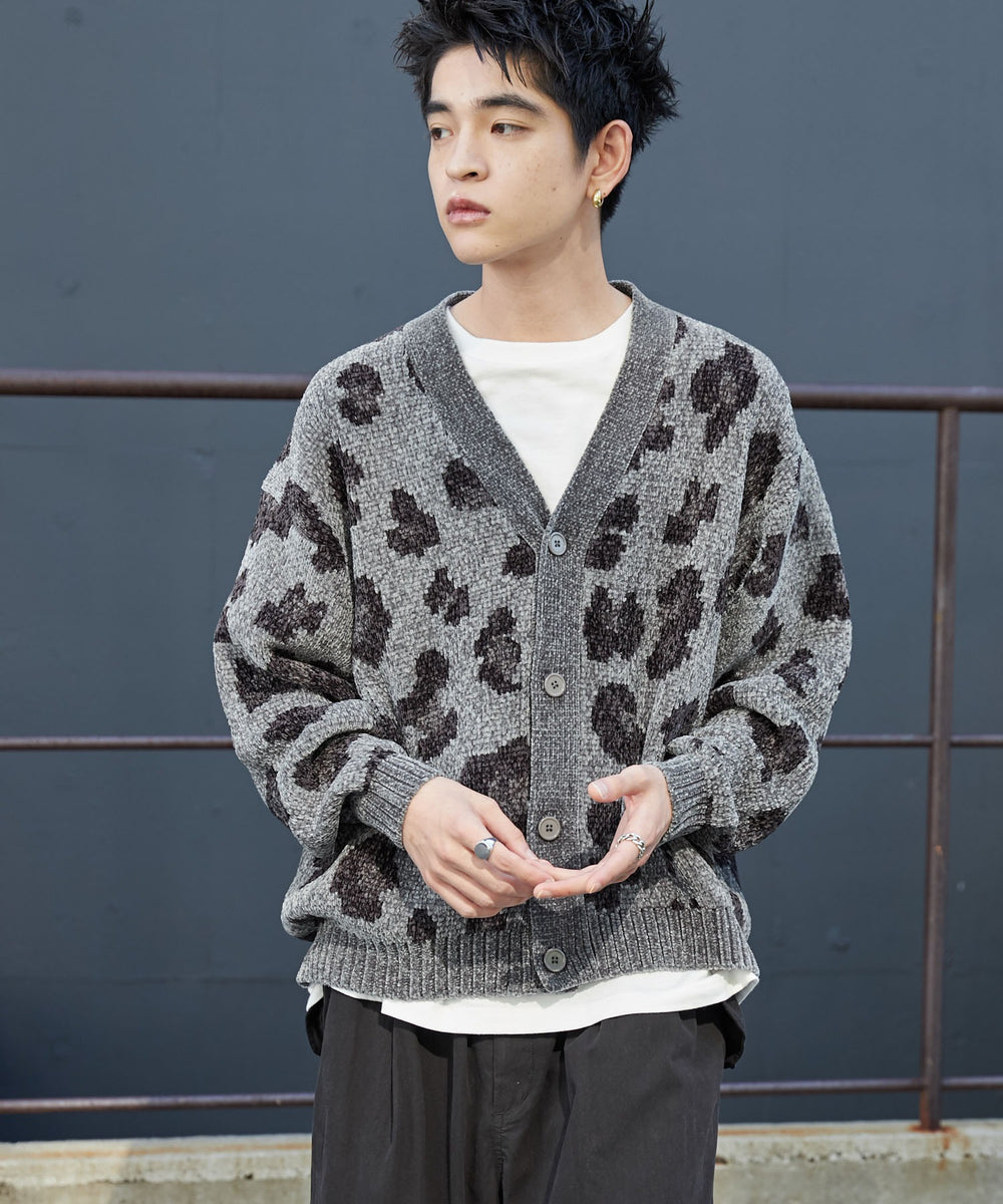 グレー　モデル:180cm L着用