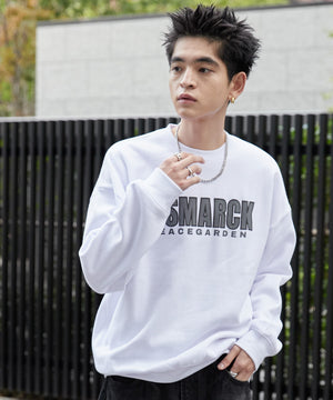 ホワイト モデル：180cm L着用