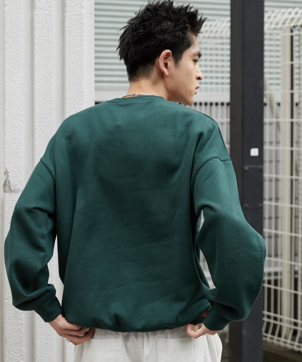 Dグリーン モデル：180cm L着用