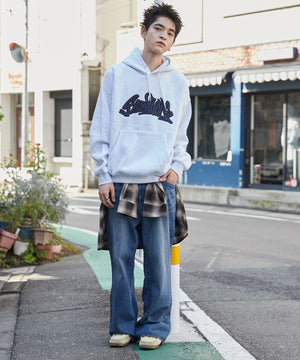 グレーソノタ　モデル:180cm L着用