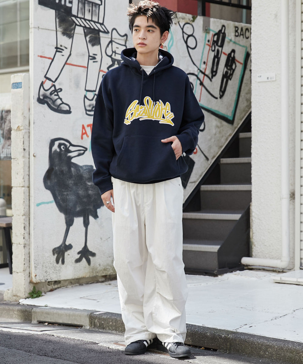 ネイビー　モデル:180cm L着用