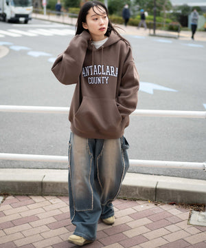 ブラウン　モデル:161cm L着用