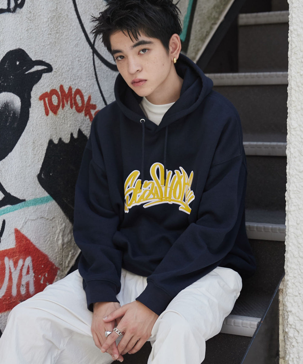 ネイビー　モデル:180cm L着用