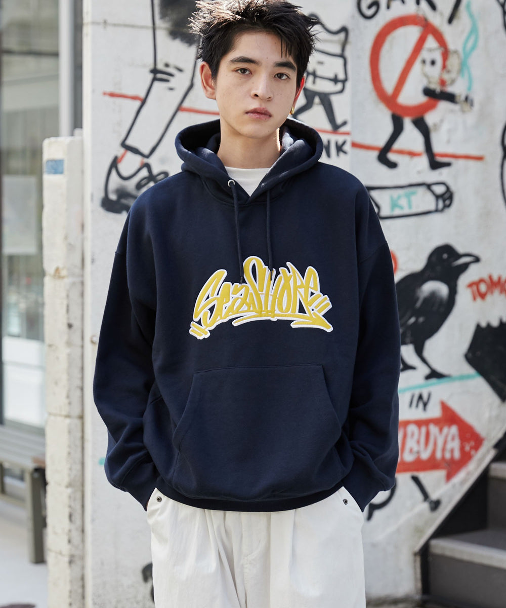 ネイビー　モデル:180cm L着用