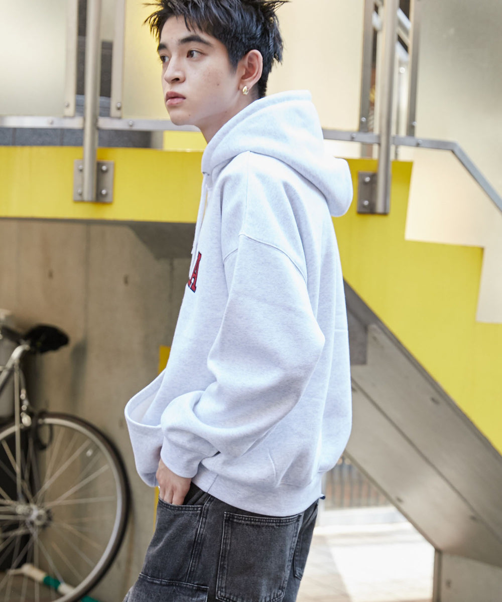 アッシュグレー　モデル:180cm L着用